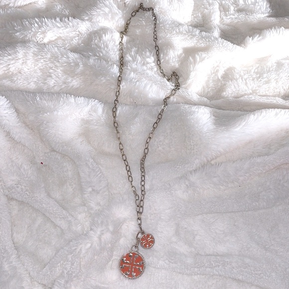 🌟TORY BURCH gold pendant chain necklace🌟 - Picture 2 of 4